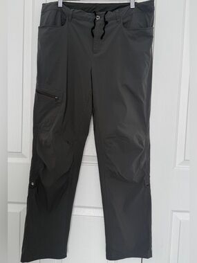 Patagonia Women's Charcoal Grey Hiking Pants - Size 14